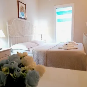 B&B 롬베스트, 로마