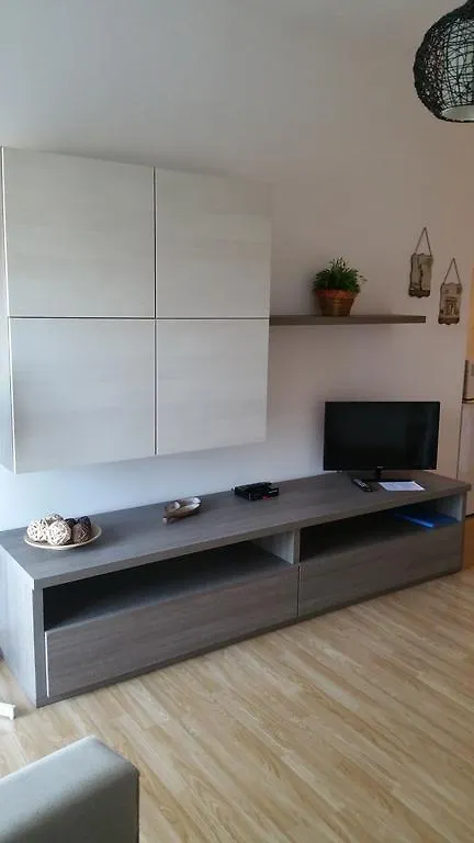 Casa Vacanze Cinecitta'Est Rome Apartment